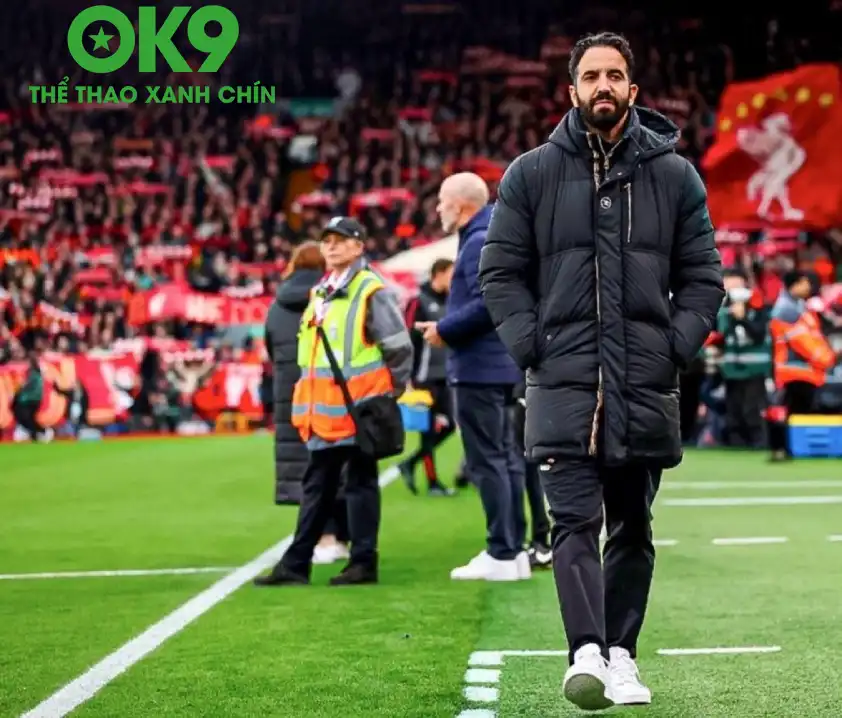 Amorim rời đi, MU có hay hơn? - Ảnh: @MUFCDarren_ Amorim rời đi, MU có hay hơn? - Ảnh: @MUFCDarren_